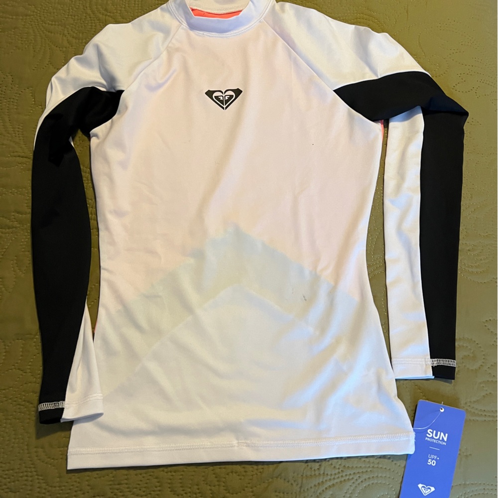 ROXY long-sleeve sun protection shirt - New With Tags